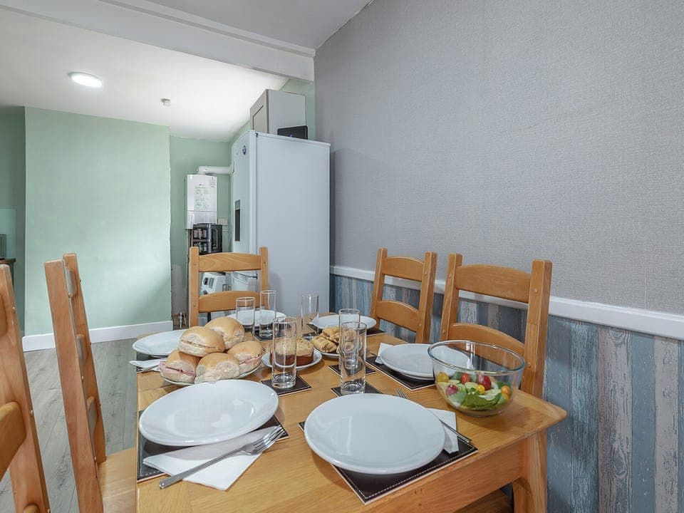 Kitchen/diner | Sandy Lodge, Chapel St Leonards