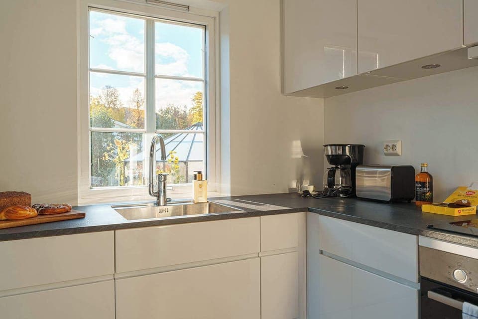 Big kitchen