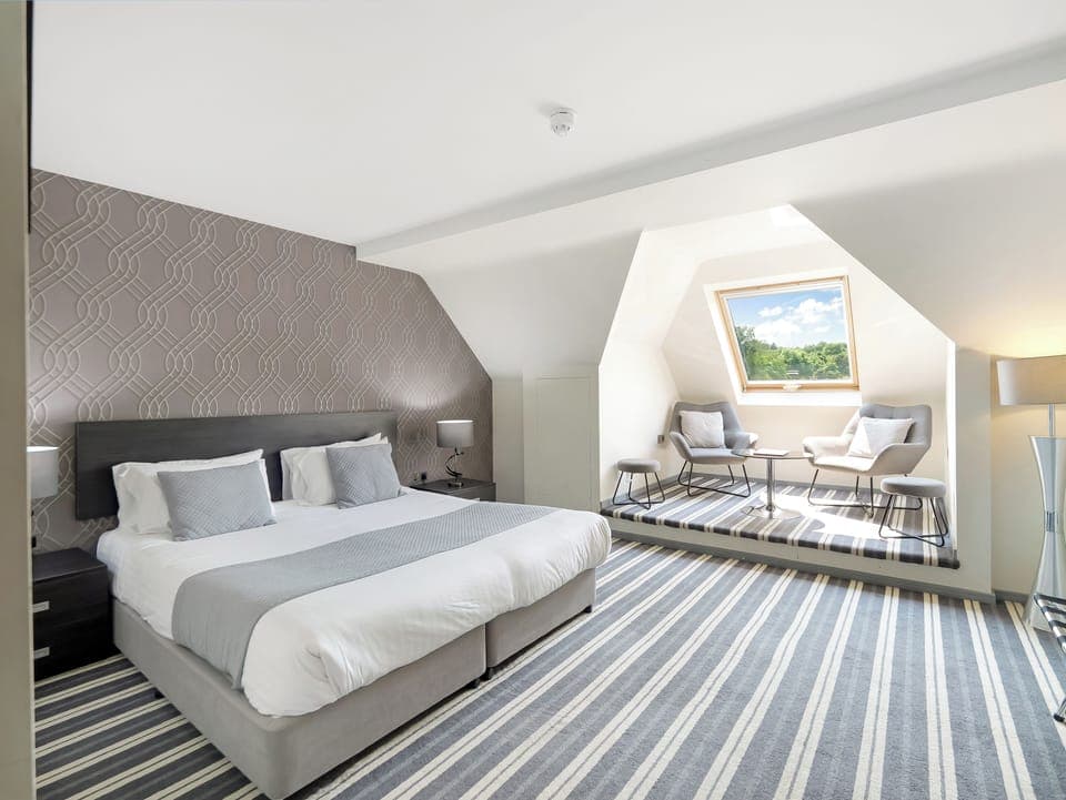 Family Double Room | Premium bedding, desk, laptop workspace, blackout drapes