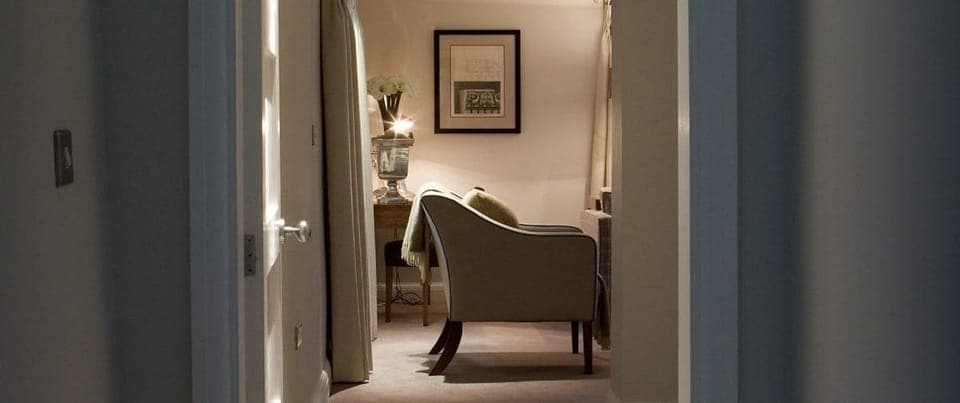 Luxury Apartment, 2 Bedrooms | Egyptian cotton sheets, premium bedding, iron/ironing board, free WiFi