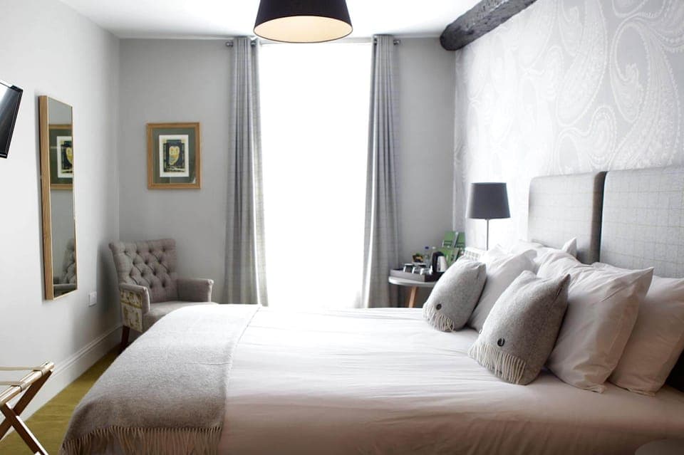 Desk, iron/ironing board, free WiFi, bed sheets