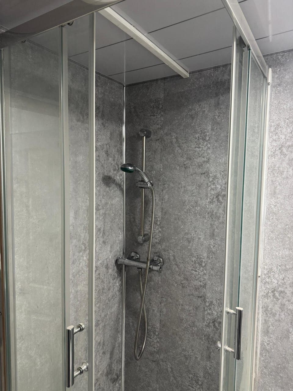 Premium Large Double Room 3 | Bathroom | Shower, towels, toilet paper