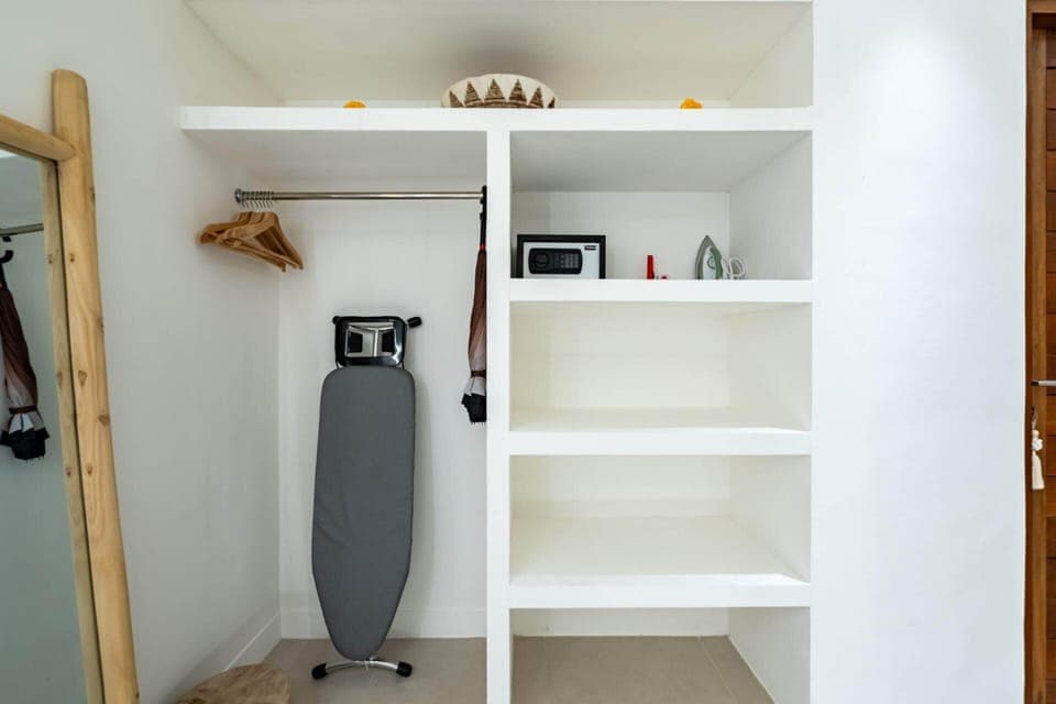 Basic Villa | Interior