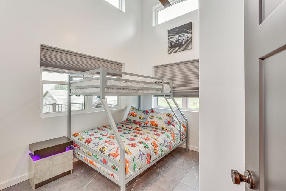 Cottage (2 Bedrooms) | Interior