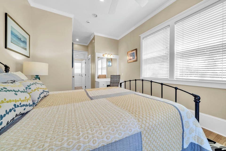 Second Floor Queen Bedroom