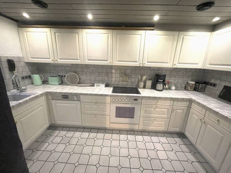 eaaf19e3-4d5e-434f-8e41-e00c66ed7b7c