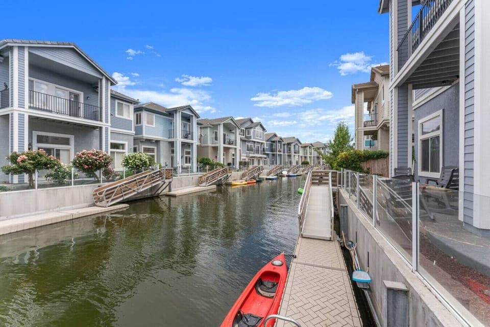 Wake up to waterfront charm with direct canal access and serene views right outside your door. Ideal for nature lovers and adventurers alike.