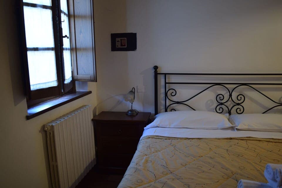 Autumn, Bedroom, Spring, Summer