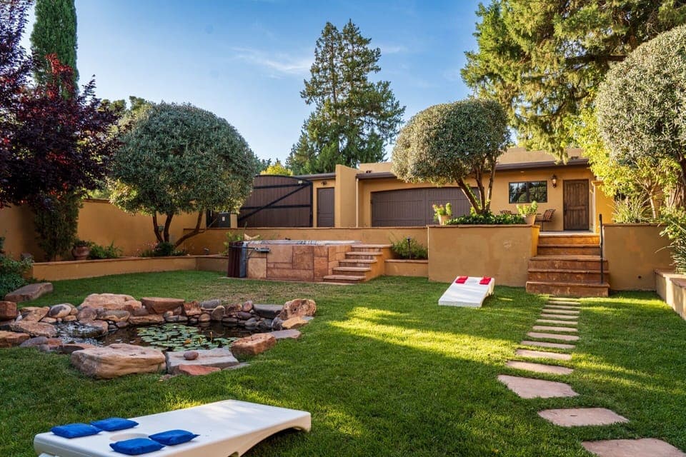 Open & Spacious Grounds