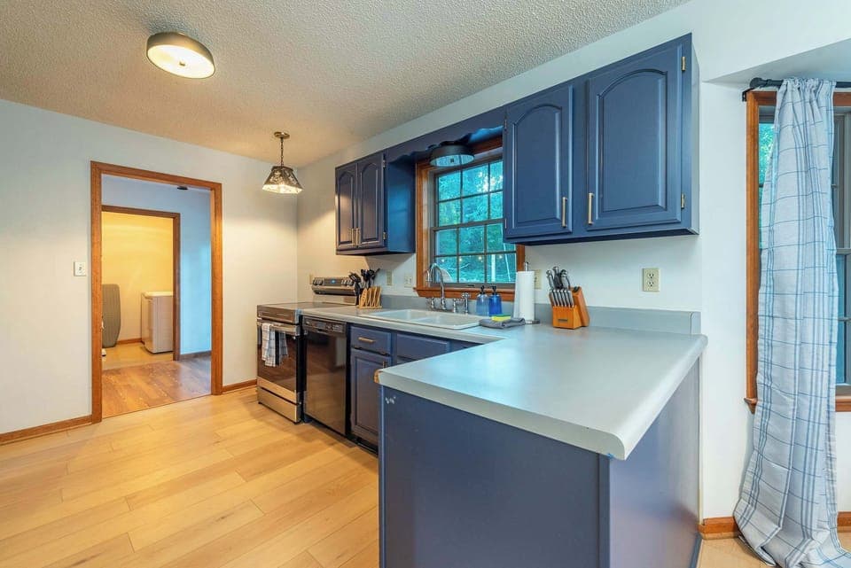 Our fully stocked kitchen has everything you need — just bring the groceries and let the cooking (or snacking) begin!