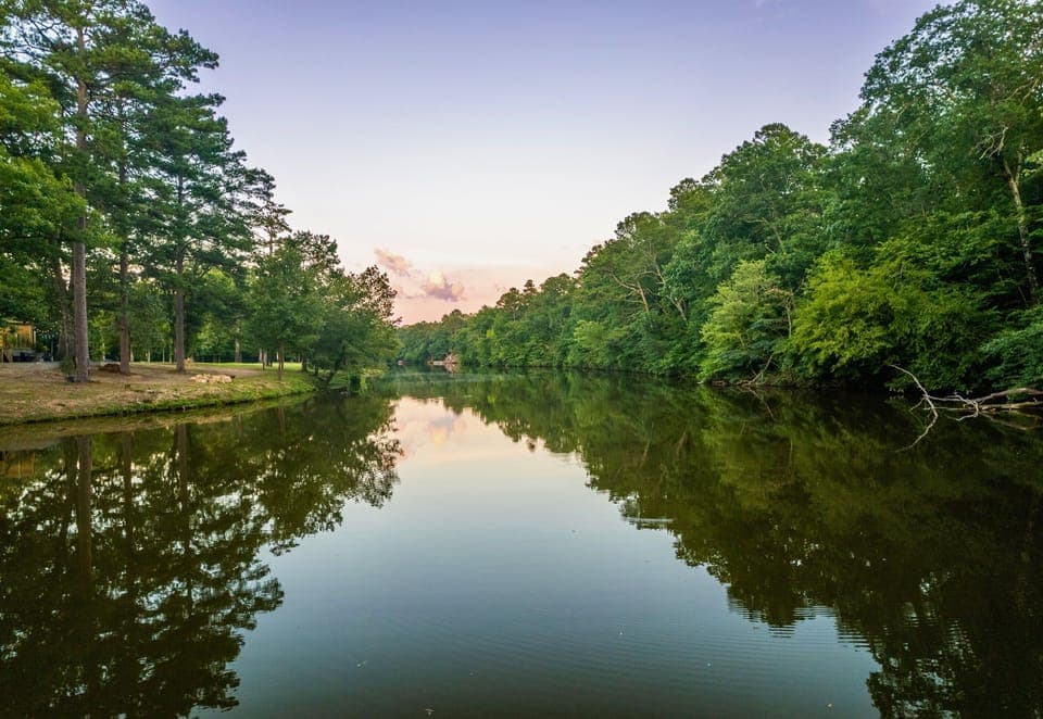 Serene lake views just steps away. Perfect for morning paddles or golden hour peace.