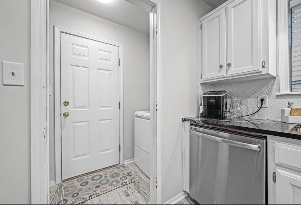 Kitchen & laundry room kit