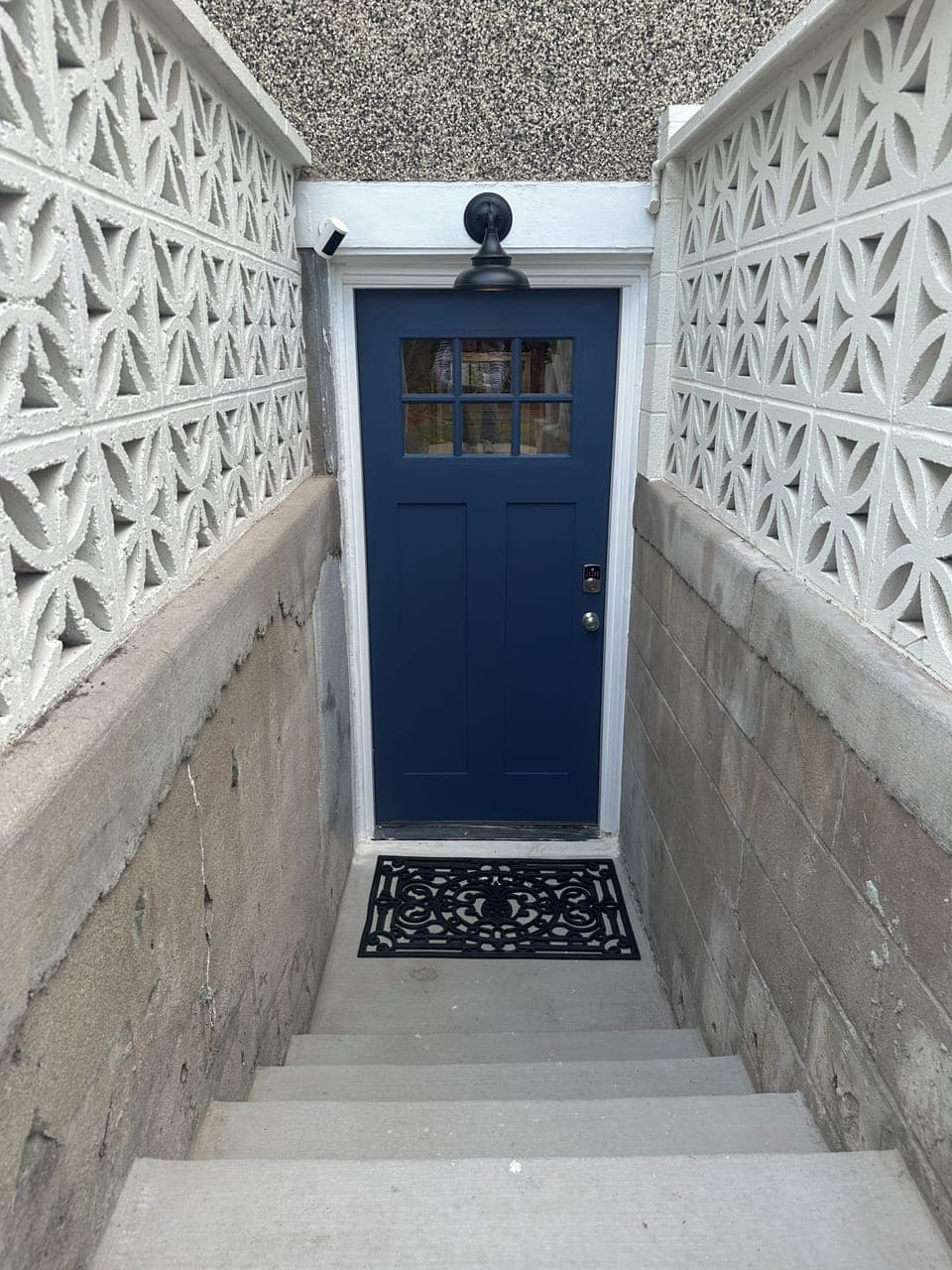 Private entrance.