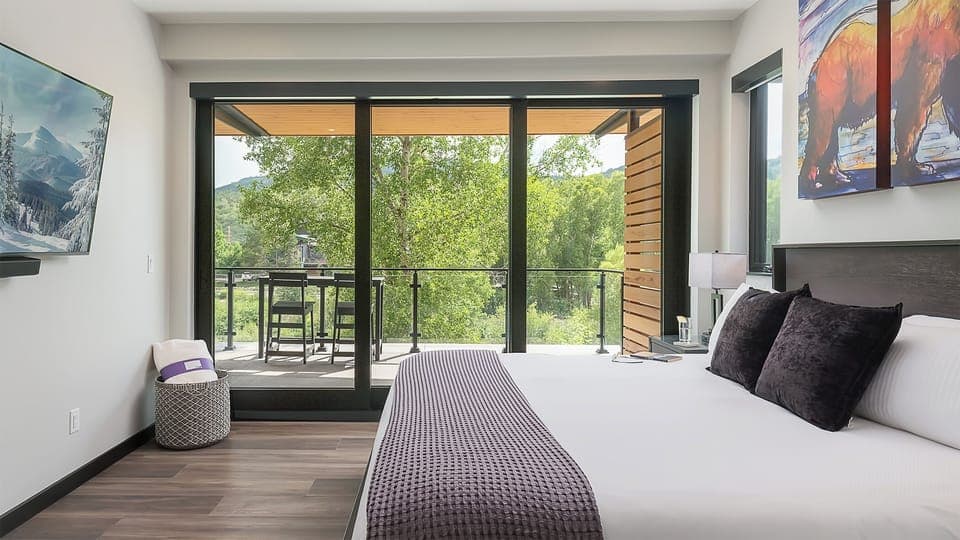 Bedroom 5, Second Level - King suite 2