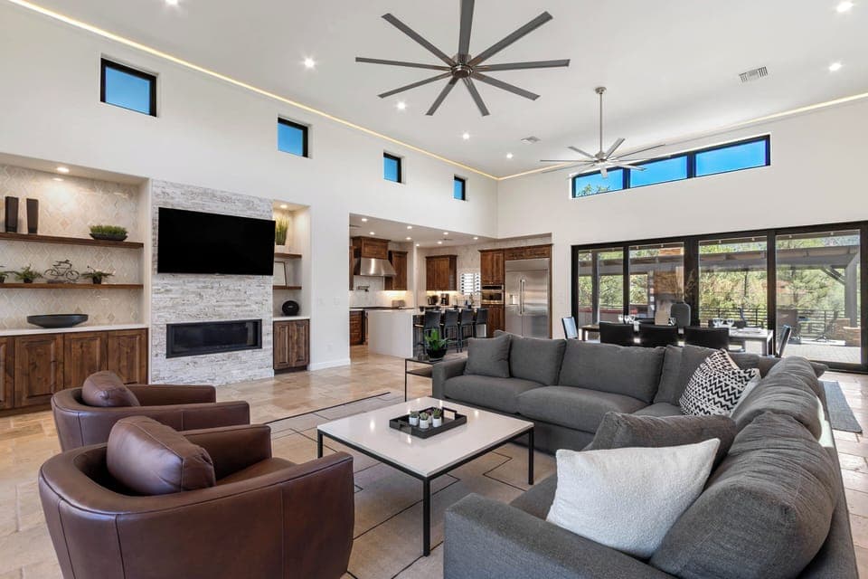 Gorgeous home with all new furnishings