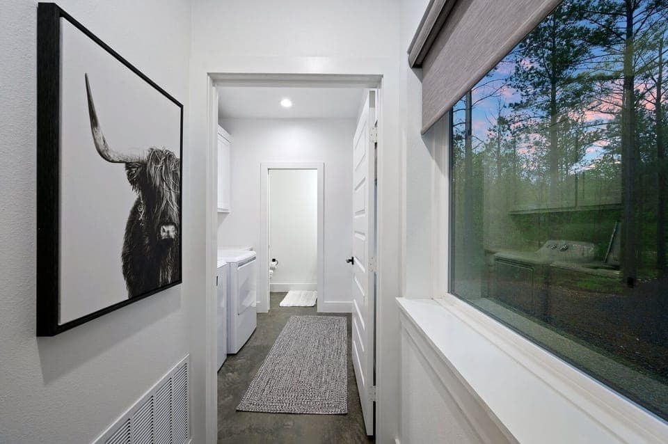 96ad1084-f1b5-42ea-b34d-5ab334d5fd05