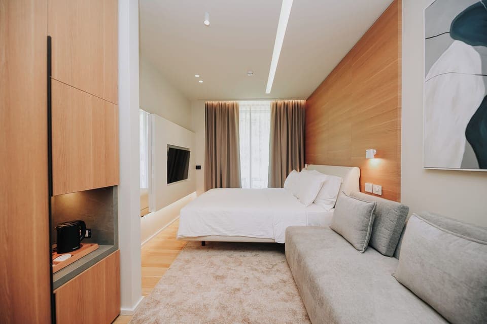 Deluxe Double Room, Balcony, Courtyard View | Free WiFi