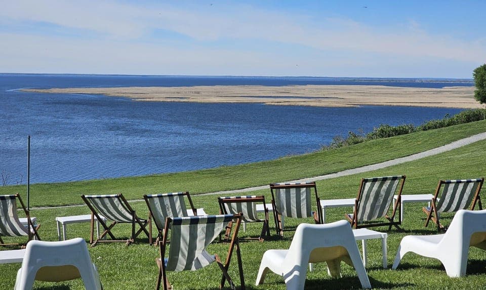 Immediate Surroundings [summer] (<1 km)