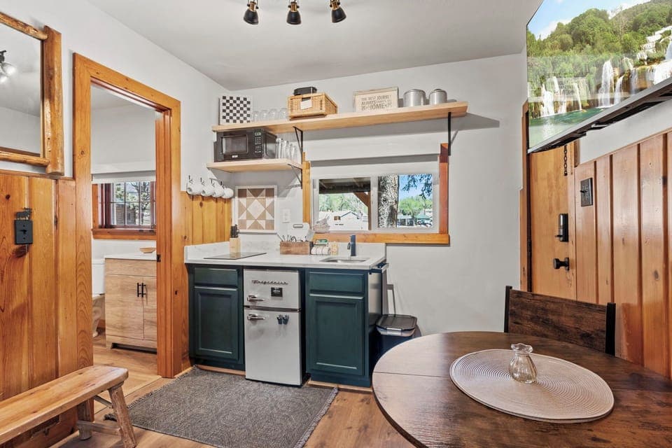 Cabin | Private kitchen