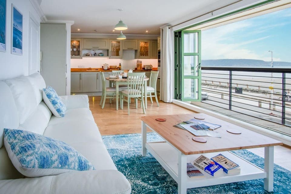 3 St Bride's Bay View - 3 Bedroom - Broad Haven (26362)