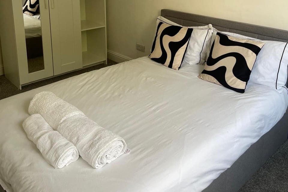 2 bedrooms, free WiFi, bed sheets