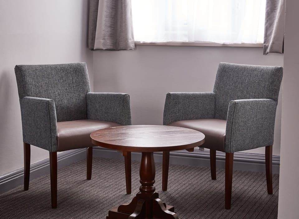 Double Room | Blackout drapes, iron/ironing board, free WiFi, bed sheets