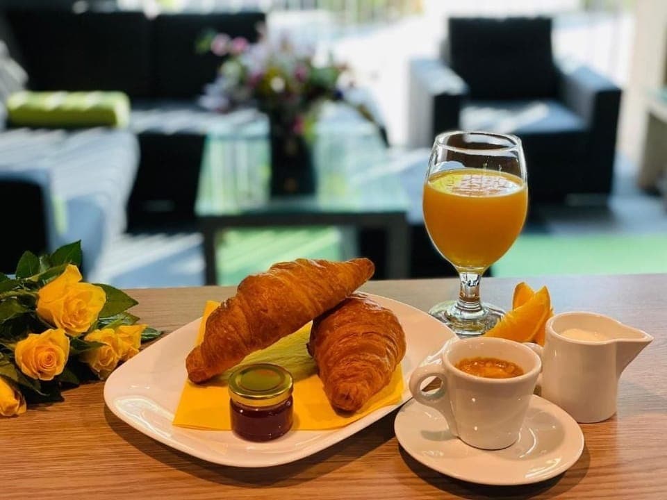 Daily local cuisine breakfast (EUR 5.62 per person)