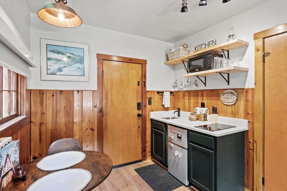 Cabin | Private kitchen