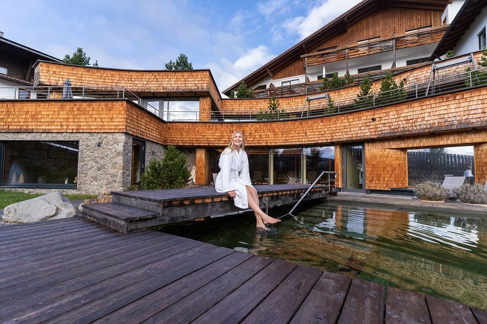 Indoor pool, outdoor pool, open 7:00 AM to 9:00 PM, pool umbrellas