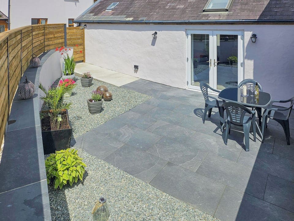 Exterior | Llaethdy Arfryn, Preseli Hills