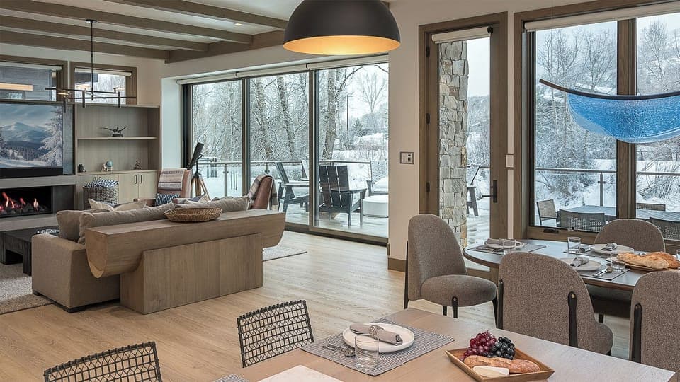 Great Room, Main Level - Riverlight Lodge great room with views.