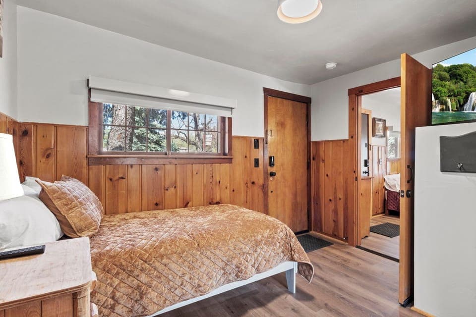 Cabin, Mountain View | Free WiFi