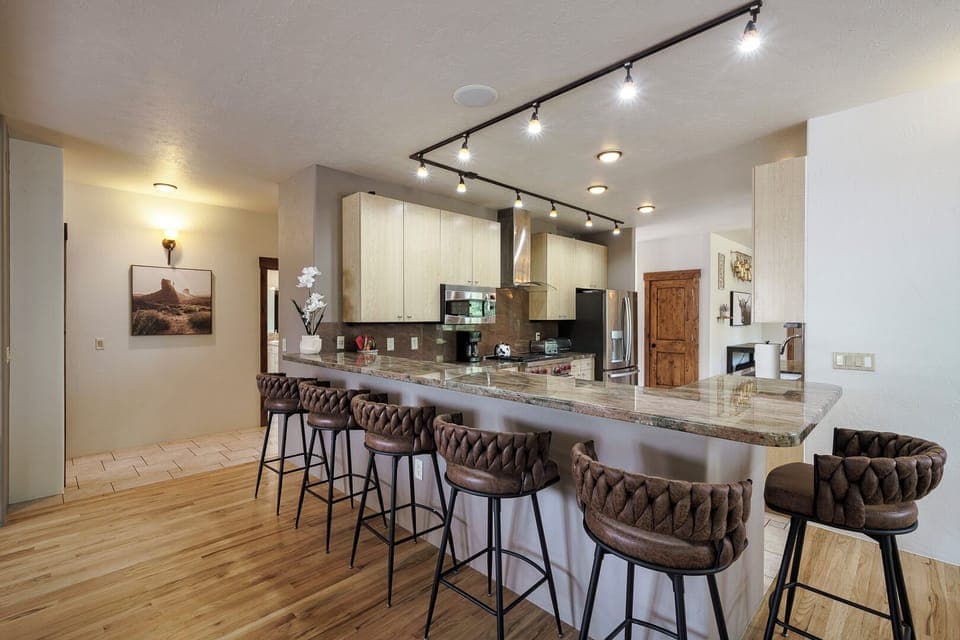 Bar top seating 