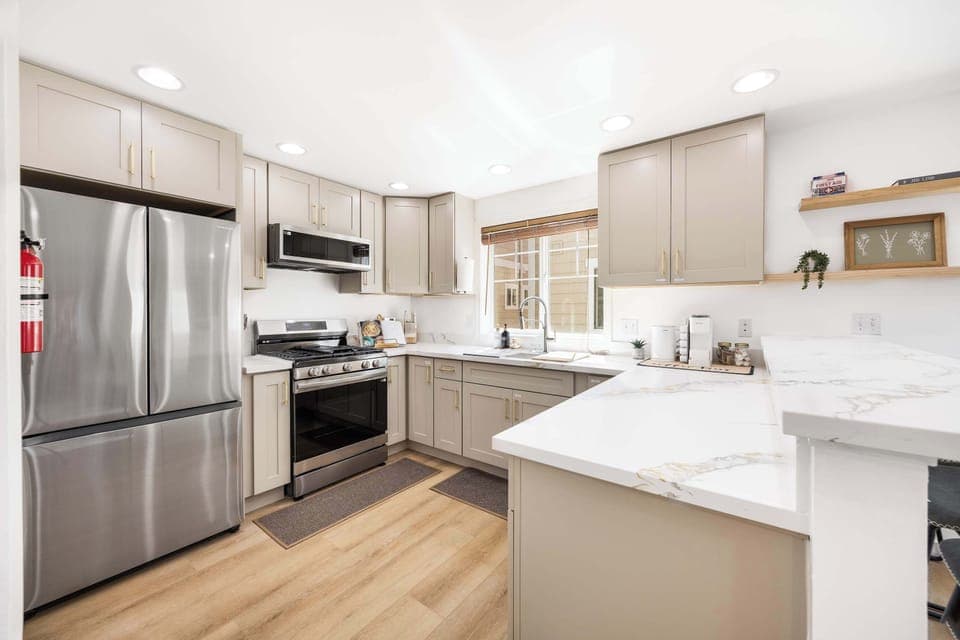 Here is the well equipped kitchen for you, chef!