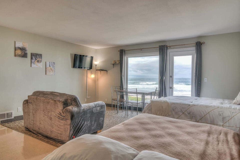 Welcome to Unit 111, Stairway to Eleven