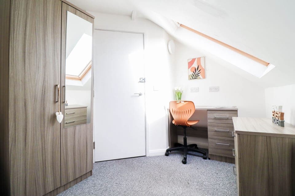 Apartment | 1 bedroom, desk