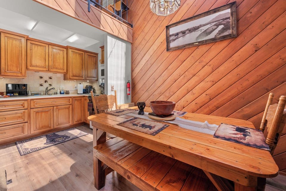 Full Kitchen / Dining Room - Dining Room with plenty of space
