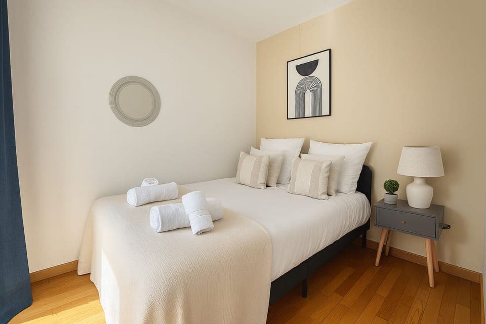 Apartment | Iron/ironing board, free WiFi