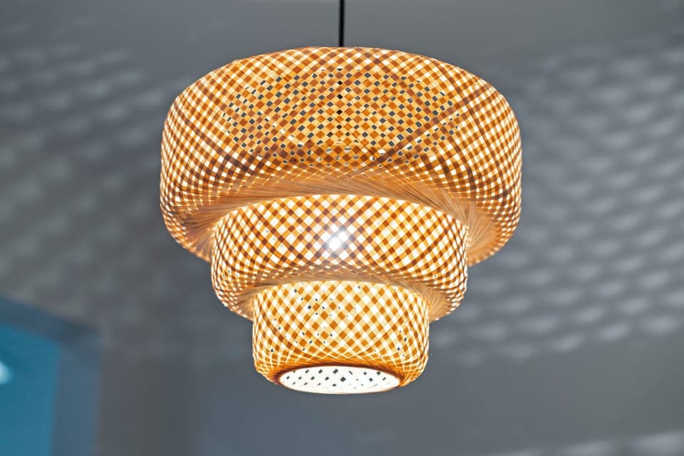 Meals taste better together 🥘☕ Notre Dame Pool Haus has a cozy dining area + bar seating designed for family time, laughter, and connection. Make memories together here!