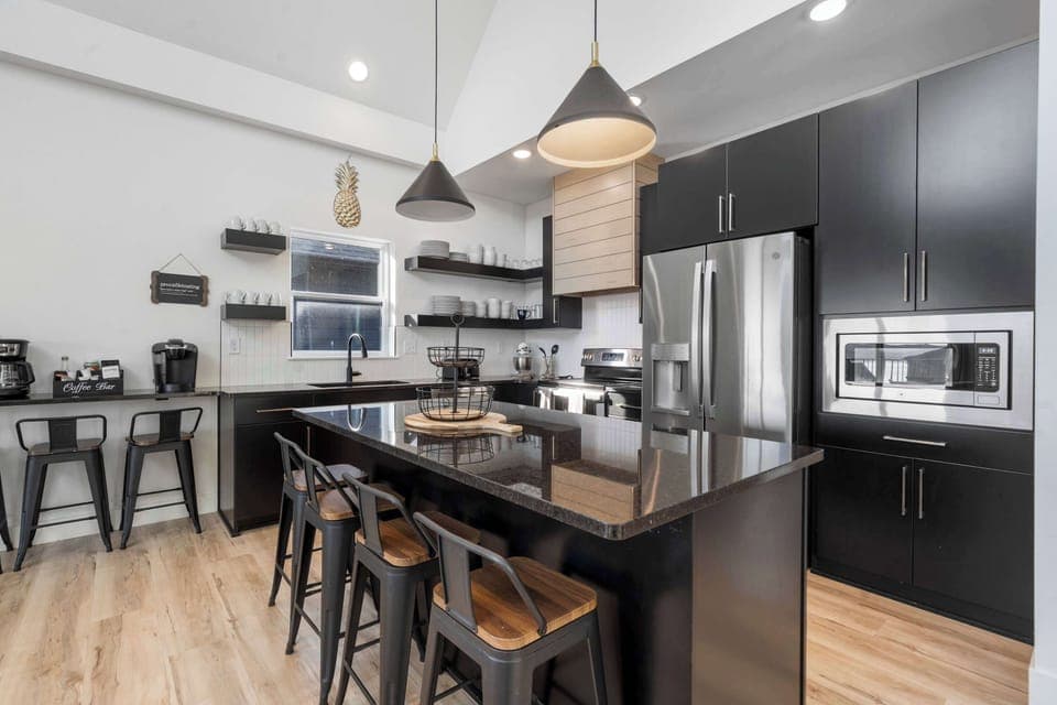 Unit 370’s sophisticated kitchen is well equipped for an unforgettable getaway​