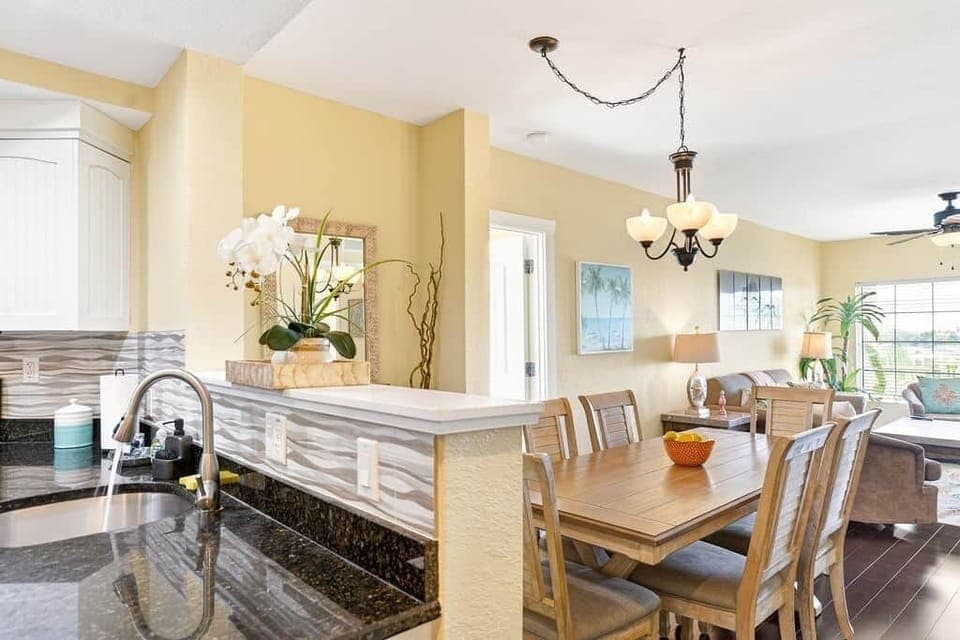 HarborsideCondo1 22
