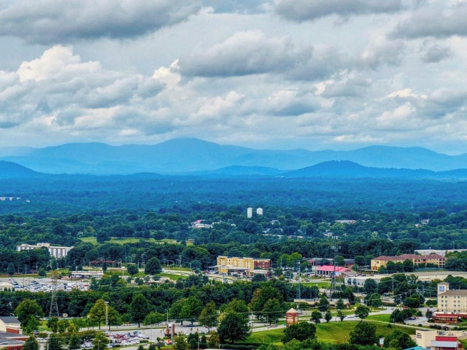 Breathe in big-sky mountain vistas just beyond your doorstep.