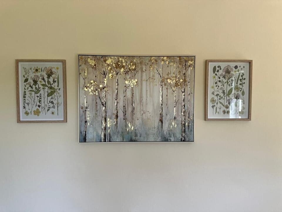 Living Room / Lounge