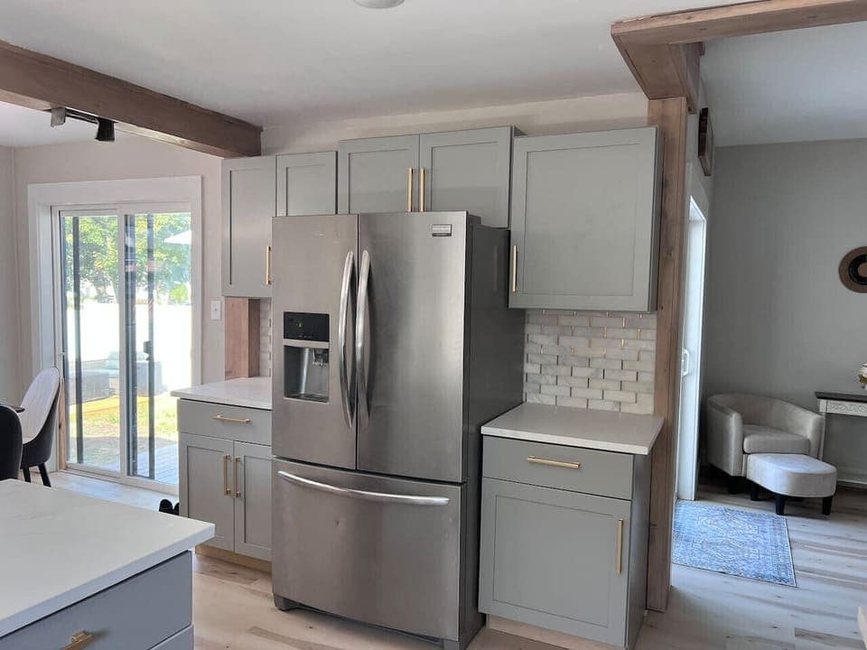 Kitchen refrigerator