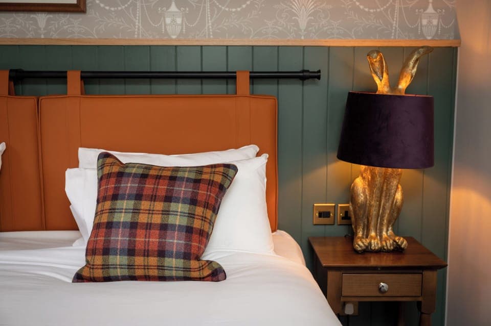 King Room | Desk, blackout drapes, iron/ironing board, free WiFi