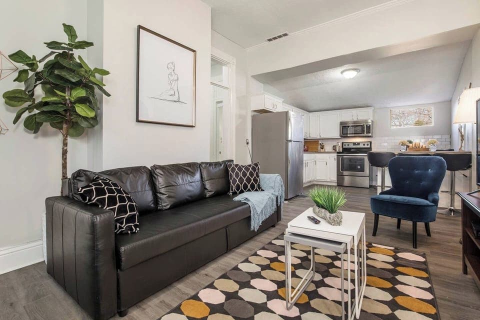 4BR/2BA Spacious Louisville Getaway by CozySuites