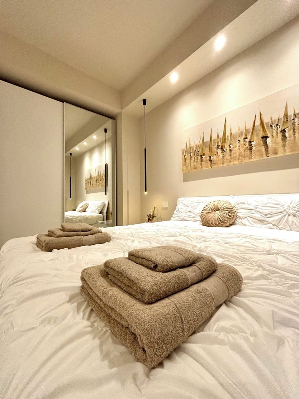 Glass room 03 | Desk, laptop workspace, soundproofing, free WiFi