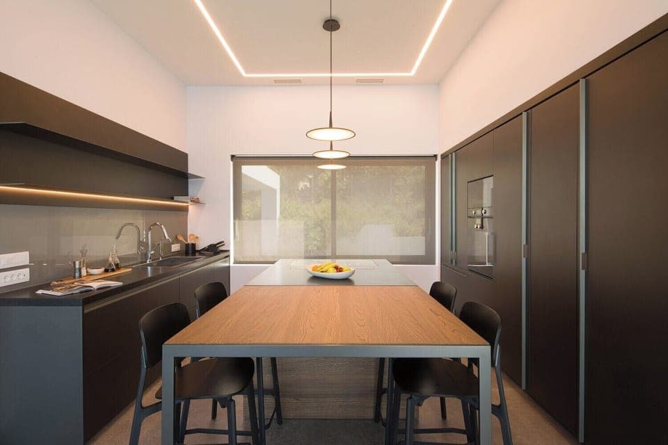 The well-equipped kitchen area.