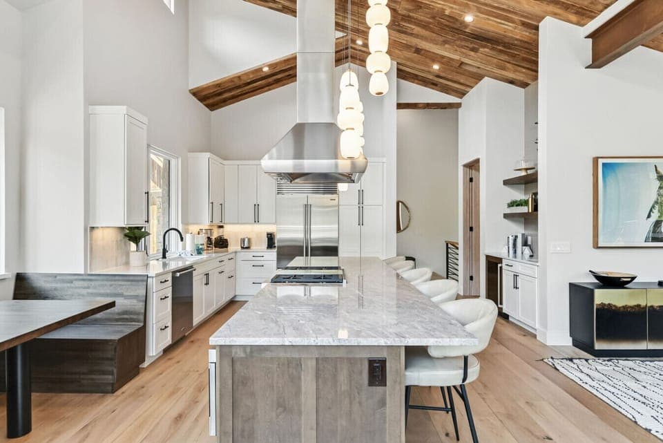 Fully stocked kitchen