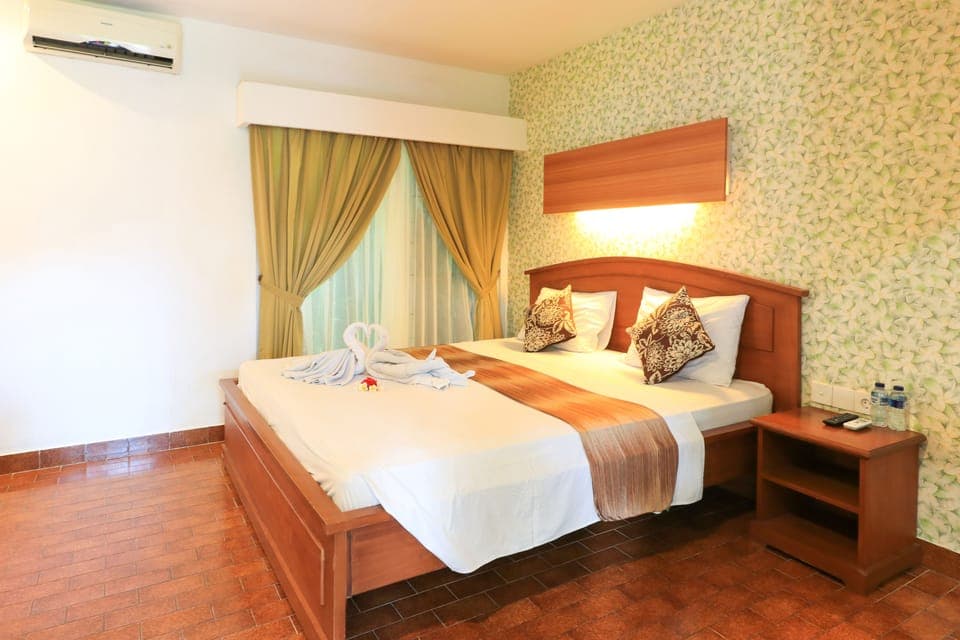 Superior Room | Desk, rollaway beds, free WiFi, bed sheets
